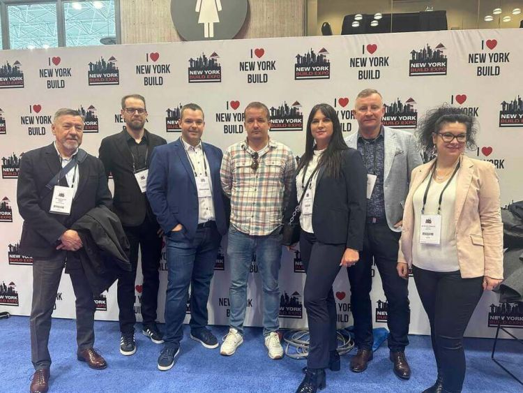 Zdjęcie uczestników misji Polskiego klastra budowlanego w Nowym Jorku